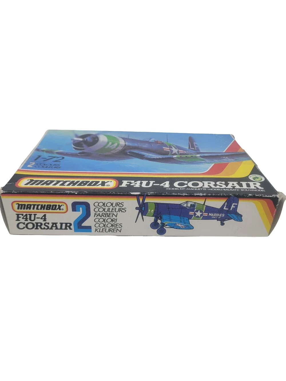 Vintage Matchbox 40014 F4U 4 Corsair WW2 USMC 1:72 model kit aircraft 1989 open